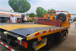 大理附近拖车电话号码服务